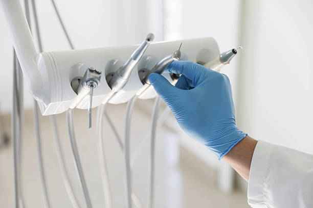 Professional Emergency Dentist technician working in Fallbrook, CA